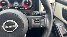 Nissan Qashqai 1.3 DiG-T MH Tekna 5dr Petrol Hatchback